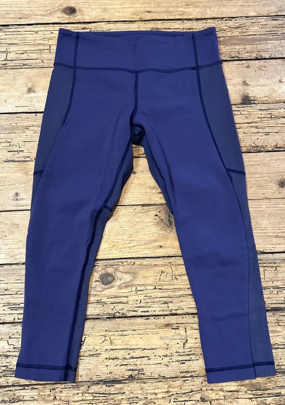 Lululemon Women’s Size 6 Breathe Easy Crop Cadet Blue